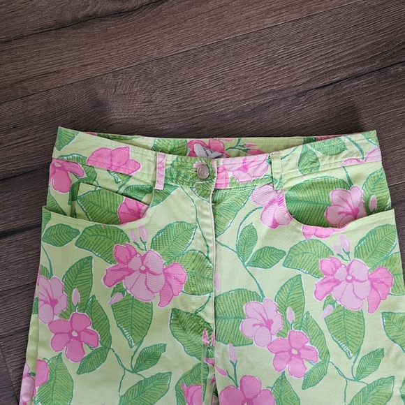 Lilly Pulitzer RARE Lilly Capri in Mandevilla floral - Picture 4 of 7